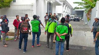 Aktivis Greenpeace yang Hendak Bersepeda ke Bali Dicegat di Probolinggo
