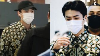 Sehun EXO Pakai Baju Batik di Bandara Menuju Korea, Fans: Meleyot Aku Tuh