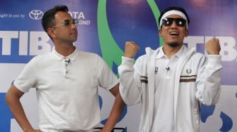 Desta Tantang Raffi Ahmad Tanding Tenis