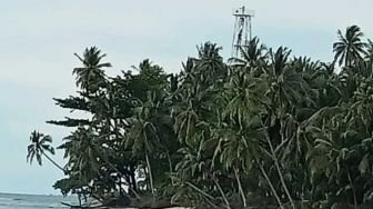 Gawat Bah! Baterai Lampu Mercusuar di Pulau Ujung Dicuri