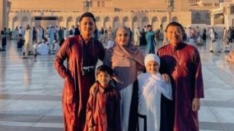 Pulang Umrah, Ashanty Ungkap Kendala yang Dialami Anang Hermansyah