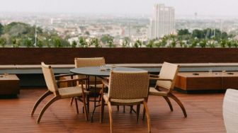 Menjajal Sensasi Nongkrong ala Hollywood Glam di Epicure Sky Terrace