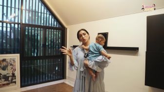 Jessica Iskandar Bagikan Momen Baby Don Makan MPASI Ubi dan Labu, Apa Manfaatnya Untuk Bayi?