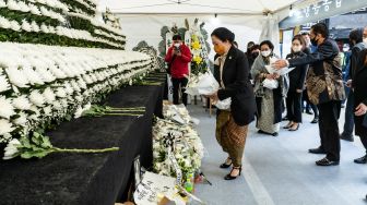 Kirim Bunga di Lokasi Tragedi Halloween Itaewon, Puan Maharani Beri Pesan Ini