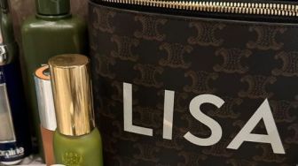 Lisa BLACKPINK Spill Isi Tas Skincare, Ada Serum Berbahan Caviar Harga Belasan Juta
