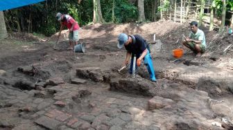 Situs Kuno Diduga Permukiman Era Majapahit Ditemukan Dekat Sungai Brantas