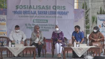 Majukan UMKM, Ela Siti Nuryamah Gandeng BI Sosialisasikan QRIS di Sekam Metro