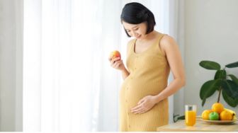 4 Fakta dan Mitos Seputar Makanan untuk Ibu Hamil