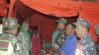 Sambangi Korban Banjir dan Longsor Dini Hari, Pj Bupati Tapteng Sebut Kondisi Mulai Membaik