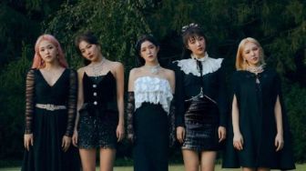 Bak Komik, Red Velvet Rilis Jadwal Teaser The Reve Festival 2022 - Birthday