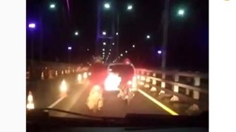 Viral Sejumlah Pengendara Motor Nekat Lewat Jalur Mobil di Jembatan Suramadu
