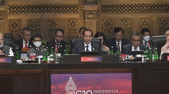 Jokowi Sebut Dunia Alami Tantangan Luar Biasa, Dihantam Krisis Demi Krisis