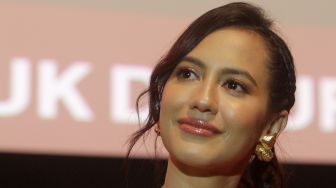 Pevita Pearce saat ditemui di Jakarta, Selasa (15/11). [Suara.com/Oke Atmaja]