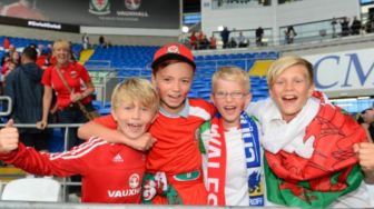 Wales Persilahkan Anak-anak Bolos Sekolah Demi Tonton Negaranya Bertanding di Piala Dunia