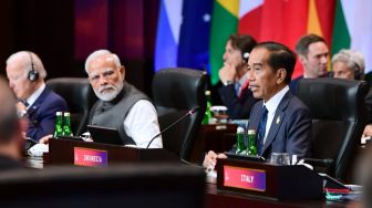 Pin Gunungan Para Pemimpin Negara di KTT G20 Nyungsep Terbalik, Arief Poyuono: Tanda-tanda Bahaya Nih!