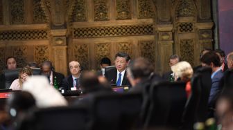 Presiden China Xi Jinping (kedua kiri) menyampaikan pandangan saat pembukaan KTT G20 Indonesia 2022 di Nusa Dua, Bali, Selasa (15/11/2022). [ANTARA FOTO/Media Center G20 Indonesia/Aditya Pradana Putra/nym].