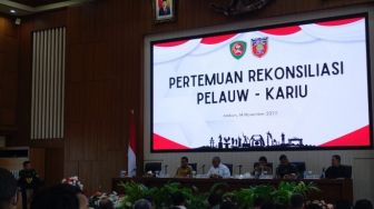 Masyarakat Negeri Kariu dan Pelauw Pulau Haruku Sepakat Akhiri Konflik