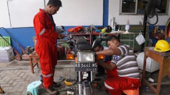 Gelar Konvoi Motor Listrik dan Konversi, Komunitas Electric Vehicle Dekatkan Warga Maluku kepada Era Elektrifikasi