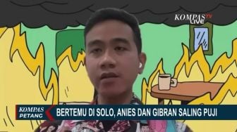 Konsisten Ndagel, Gibran Bertingkah Lagi, Nekat Pakai Background Zoom Nyeleneh di Acara TV