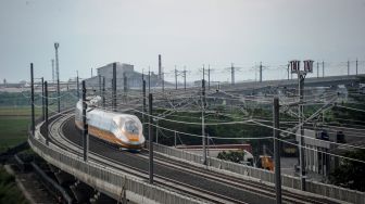 Anggaran Proyek Kereta Cepat Bengkak Rp21,7 Triliun, Indonesia-China Tanggung Bersama
