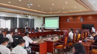 DPRD Kapuas Bersama TAPD Maraton Membahas Rancangan KUA-PPAS APBD 2023