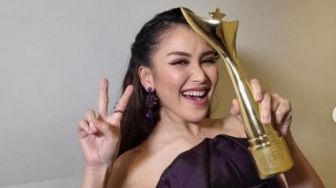 Daftar Lengkap Pemenang Anugerah Dangdut Indonesia 2022, Ayu Ting Ting Borong 3 Piala
