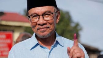 Anwar Ibrahim Klaim Kuasai Parlemen di Pemilu Malaysia