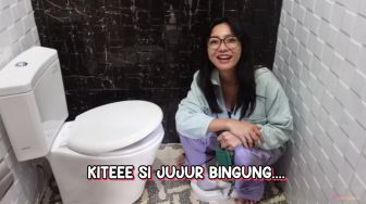 Hesti Purwadinata Review Rumah Ayu Ting Ting, Ada Toilet Duduk Sekaligus Jongkok Tinggal Pilih