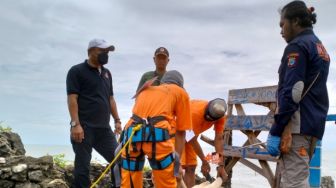 Rekonstruksi Pembunuhan Perempuan Hamil di Pantai Ngrawe Berlangsung 5 Jam: Pelaku Kerap Ubah Keterangan