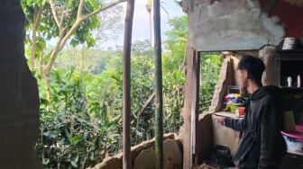 Rumah Ambruk Akibat Gempa Cianjur, Warga Bandung Barat Terpaksa Mengungsi