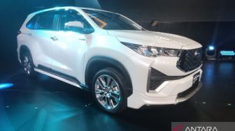 Harga Rp 458 Juta, All-New Toyota Kijang Innova Zenix Premiere Global dalam Versi Bensin dan Hybrid