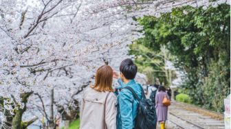 4 Budaya Pacaran Pasangan Muda di Jepang yang Bisa Dipelajari, Traktir Pacar Makan Dihindari?