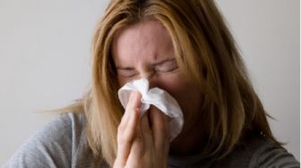 6 Cara Atasi Flu, Salah Satunya dengan Berkumur Air Garam