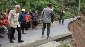 Jalan Alternatif Banyumas-Brebes Putus, Perekonomi Bisa Lumpuh, Ganjar: Kita Bikin Jembatan Sementara