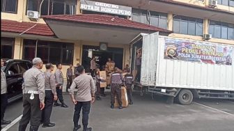 Polda Sumsel Berangkatkan Bantuan Logistik Korban Gempa Cianjur