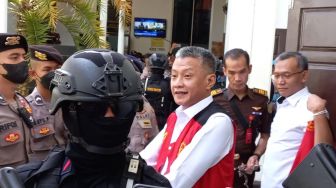 Hendra Kurniawan Cs Bacakan Pleidoi Tuntutan  JPU di Kasus Brigadir J Hari Ini