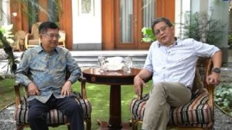 Rocky Gerung Curiga Jusuf Kalla Akan Jadi King Maker Buat Anies Baswedan