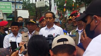 Survei Median Sebut Masih Banyak Masyarakat Pilih PDIP Karena Sosok Presiden Jokowi