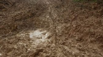 Proyek Jalan Alue Gadeng – Alue Punti Terbengkalai