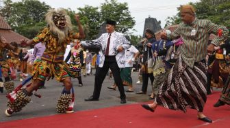 SMRC: Ganjar, Prabowo, dan Anies Dapat Dukungan Paling Signifikan, Sedangkan Nama-nama Lainnya Jauh Tertinggal