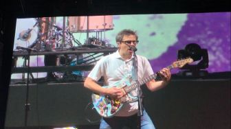 Weezer Ucap Salam hingga 'Hadirkan' Alif Cepmek di Soundrenaline 2022