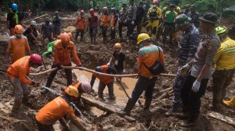 Basarnas Memperpanjang Operasi Pencarian Korban Gempa Cianjur