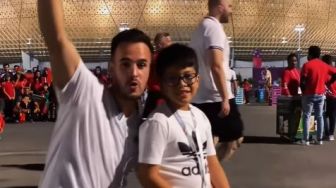 Ditemani Calon Papa Baru, Intip 10 Potret Anak Nikita Mirzani Nonton Piala Dunia di Qatar