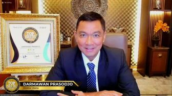 Kinerja Perusahaan Makin Baik, Dirut PLN Darmawan Prasodjo Raih Penghargaan Excellent Leader of the Year