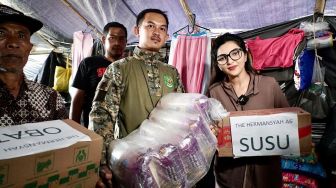 8 Potret Ashanty Bantu Korban Gempa Cianjur, Turun Langsung ke Lokasi Bencana