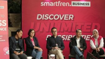 Smartfren Lihat Peluang Emas Pemanfaatan Teknologi di UMKM