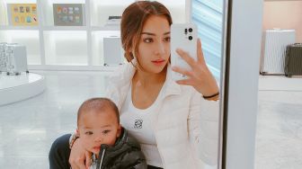 Disebut Jago Parenting, Ini Rahasia Nikita Willy Rawat Baby Izz