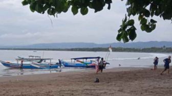 Gempa Bumi Guncang Garut, Turis Pantai Pangandaran Lari Menyelamatkan Diri