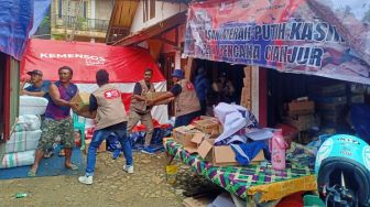 Bantu Korban Gempa Cianjur, Relawan Merah Putih Salurkan Kebutuhan di Pengungsian