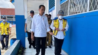 Jokowi Pastikan Rehabilitasi Sekolah Pascagempa Cianjur Segera Dimulai